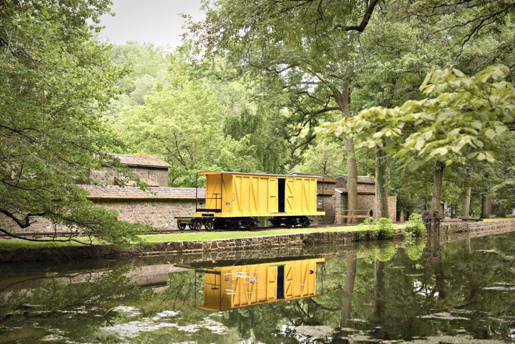 Hagley Yellow Boxcar